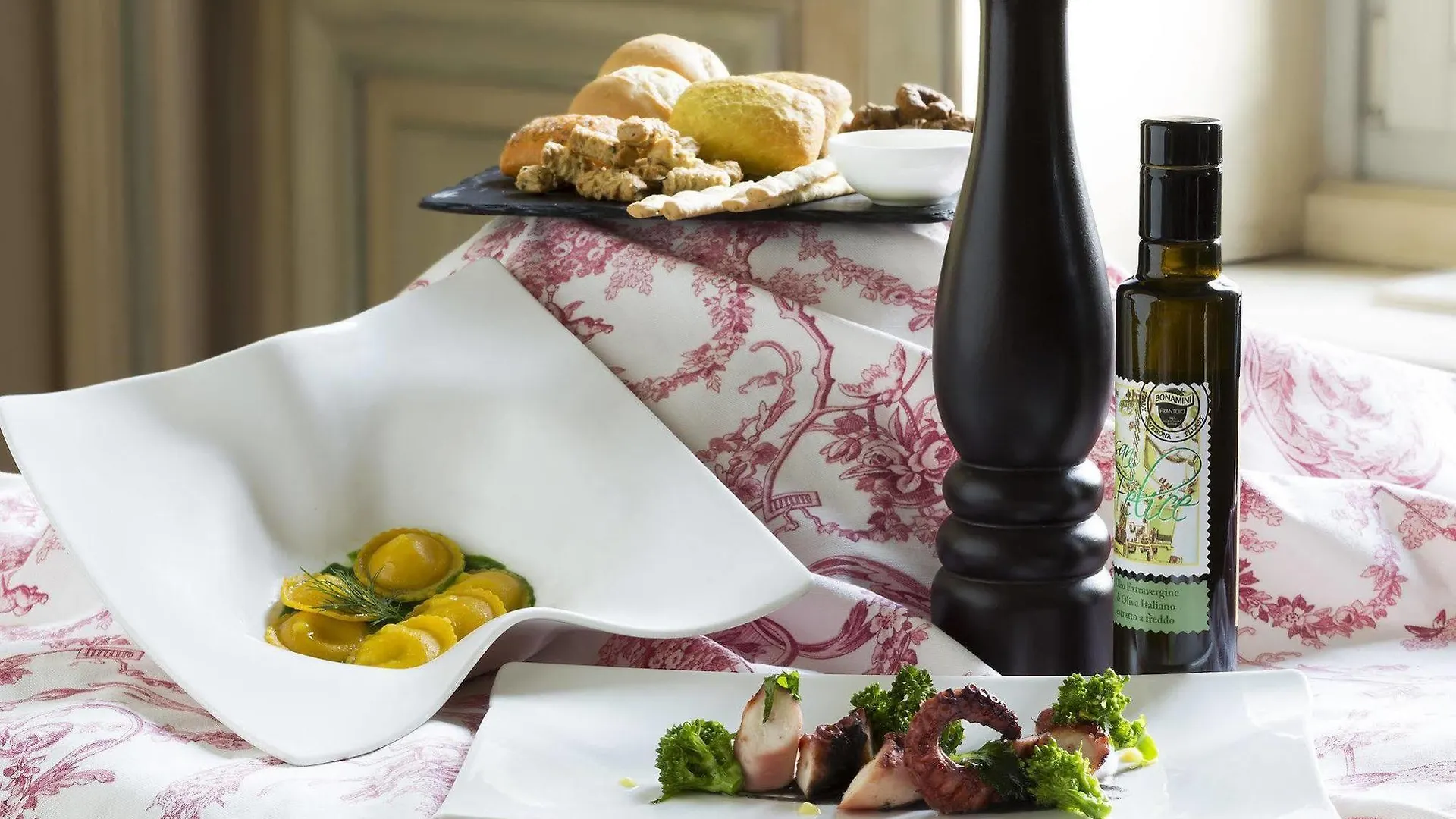 Chateau Monfort - Relais & Chateaux Milan 5*,  Italy