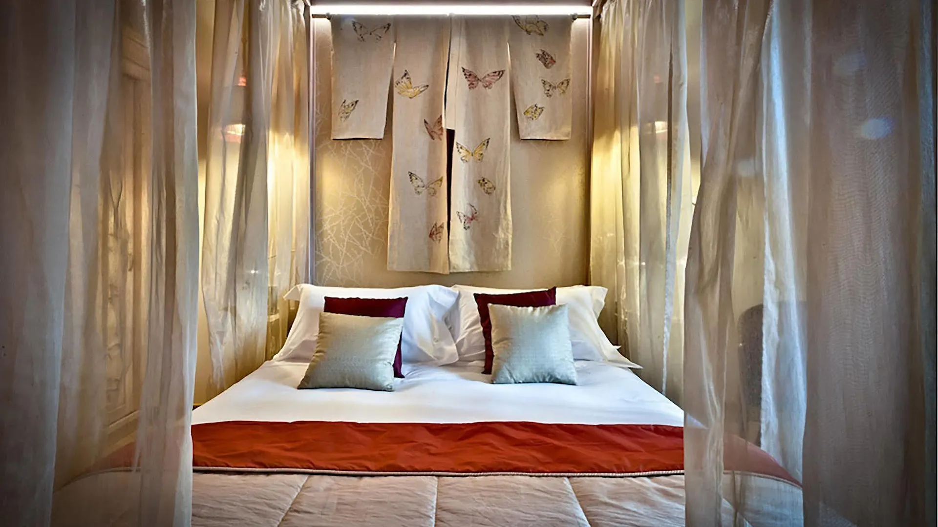 *****  Chateau Monfort - Relais & Chateaux Hotel Milan Italy