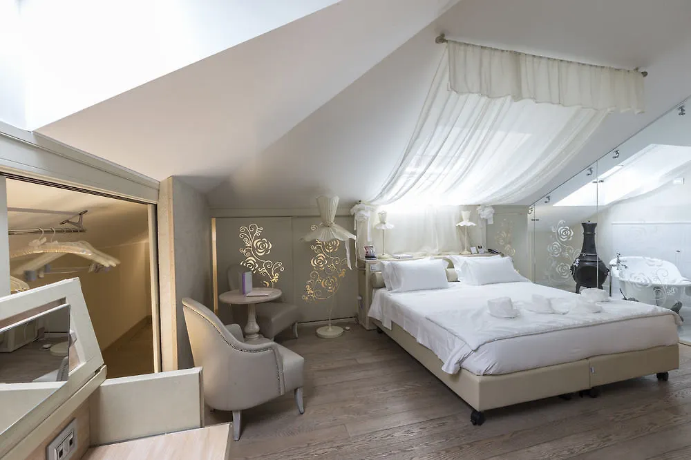 Chateau Monfort - Relais & Chateaux Hotel Milan